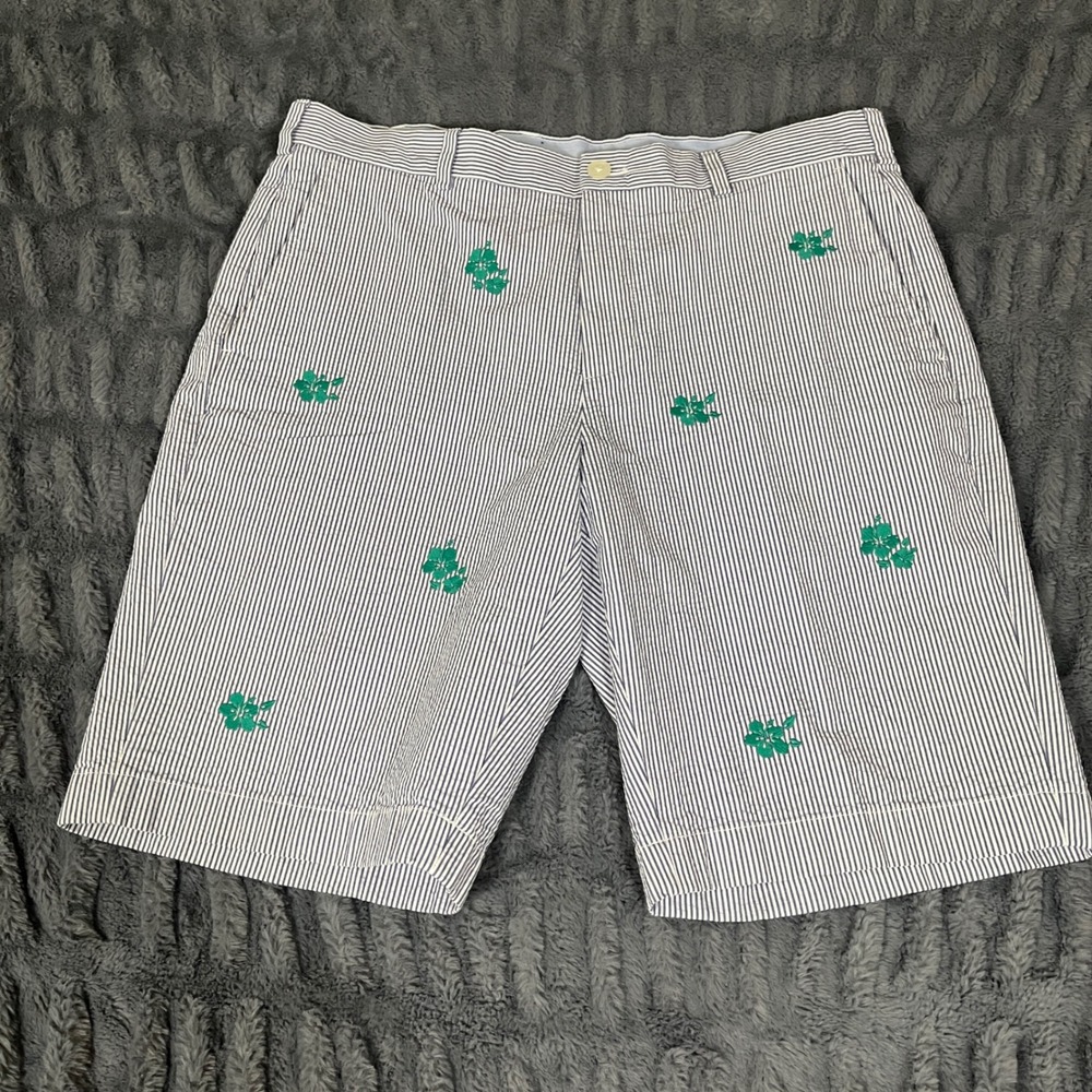 Brooks Brothers 346 Seersucker Shorts Green Hibiscus‎ Embroidered Size 36